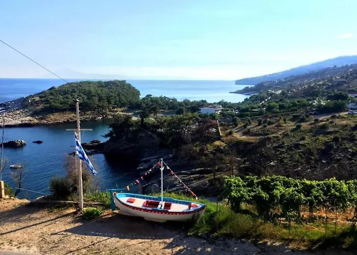 Grandma's House Thassos בית נופש *